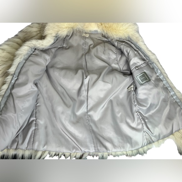 Saga Fox Women's Small Blue Fox Fur From Finland Coat With Slit Pockets - Picture 4 of 14